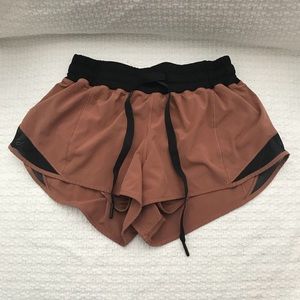 Nude/Black Hotty Hot 2.5”